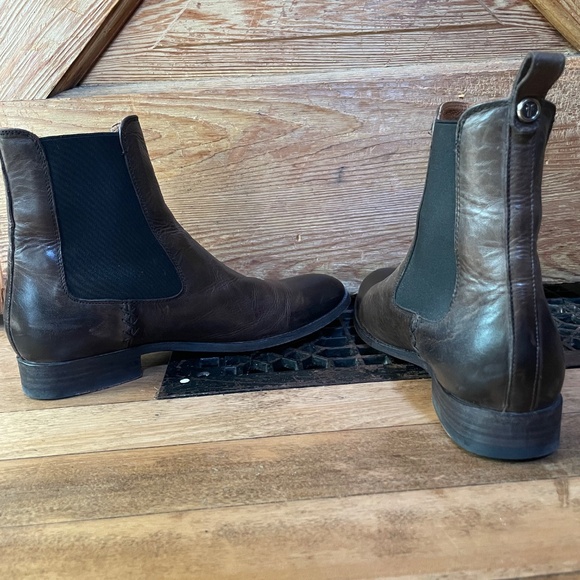 Frye Melissa Chelsea pull on ankle boots - Picture 3 of 10